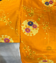 Load image into Gallery viewer, Traditional Women's Yukata - flower patterns