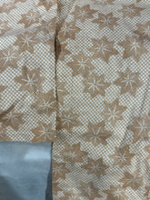 Load image into Gallery viewer, Traditional Women's Yukata - flower patterns