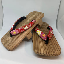 Load image into Gallery viewer, Geta Sandals - two toothed unpainted natural Japanese cedar wood
