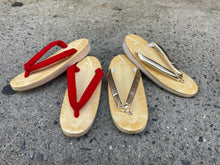 Load image into Gallery viewer, Zori Sandals for Women’s - Memory Foam