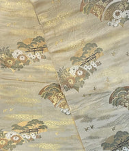 Load image into Gallery viewer, Obi - antique silk - Golden Garden