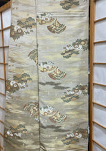 Load image into Gallery viewer, Obi - antique silk - Golden Garden
