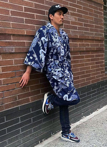 Kimono Robe - short - dragons/bamboo/kanji seal in navy/white