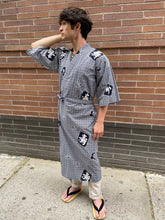Load image into Gallery viewer, Cotton Kimono Robe - kanji characters kites