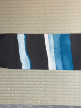 Load image into Gallery viewer, Nagoya Obi - seascape on black