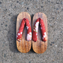 Load image into Gallery viewer, Kid’s Geta Sandals - paulownia wood / memory foam soft sandals

