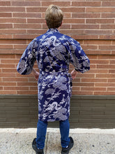 Load image into Gallery viewer, Kimono Robe - short - dragons/bamboo/kanji seal in navy/white
