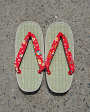 Load image into Gallery viewer, Tatami memory foam Sandals - florals
