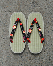 Load image into Gallery viewer, Tatami memory foam Sandals - florals
