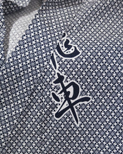 Load image into Gallery viewer, Boy&#39;s Kimono Robe - blue and white characters
