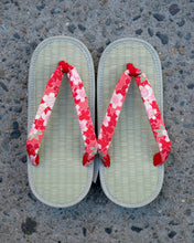 Load image into Gallery viewer, Lady’s tatami memory foam Sandals - florals
