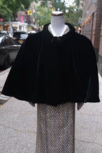 Load image into Gallery viewer, Woman Kimono coat / shawl
