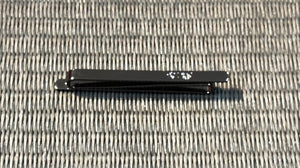 Men’s collar clip