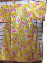 Load image into Gallery viewer, Traditional Yukata - dark pink flowers on yellow
