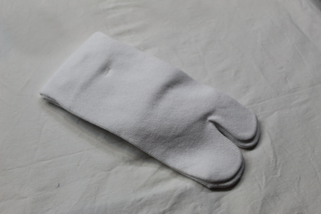 Two-Toe Tabi Socks - crew - antibacterial solid colors