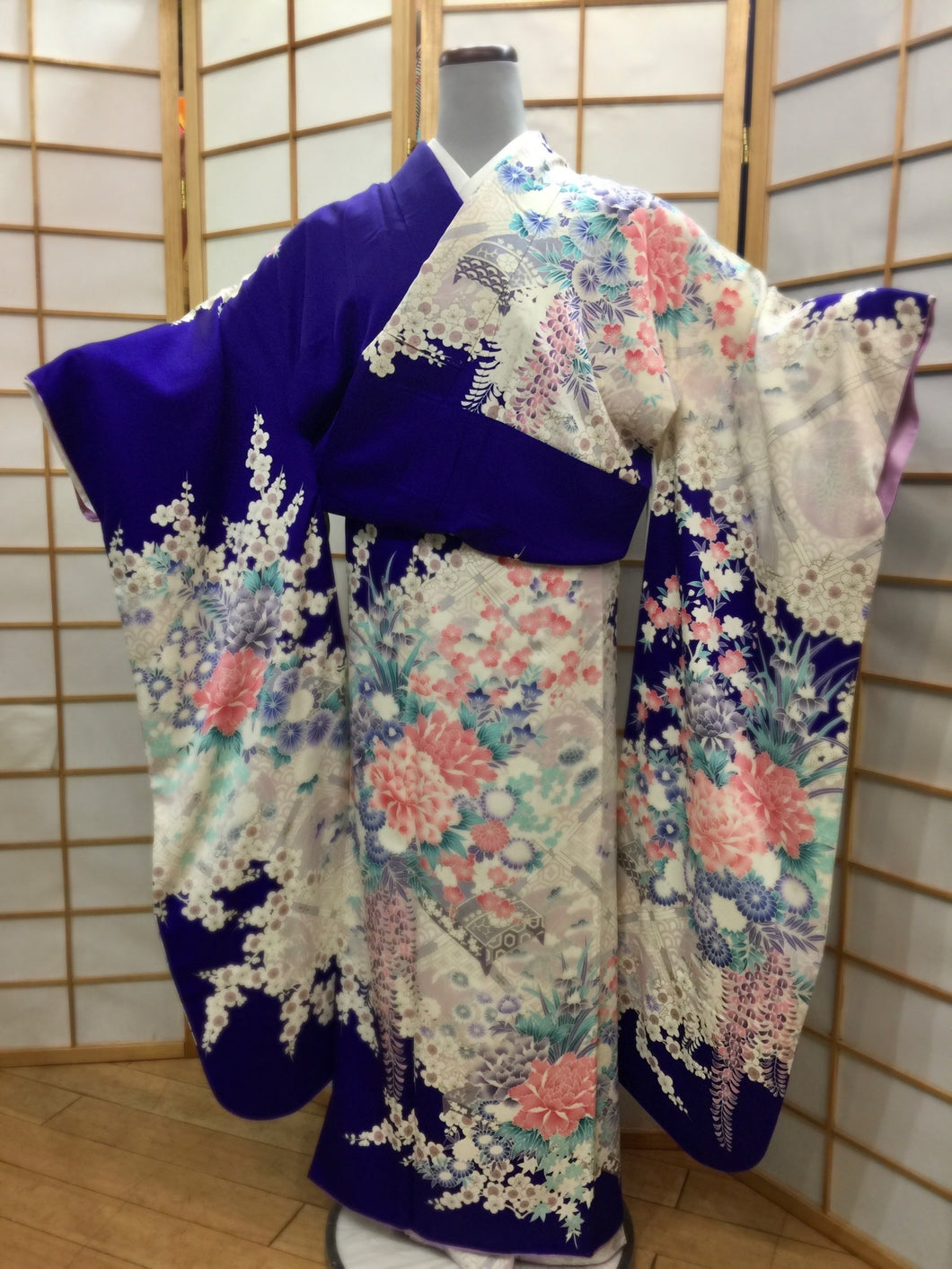 Furisode Kimono - Lavender with pastel flowers