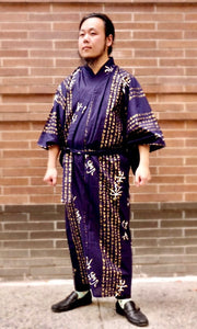 Kimono - kanji characters in navy/gold
