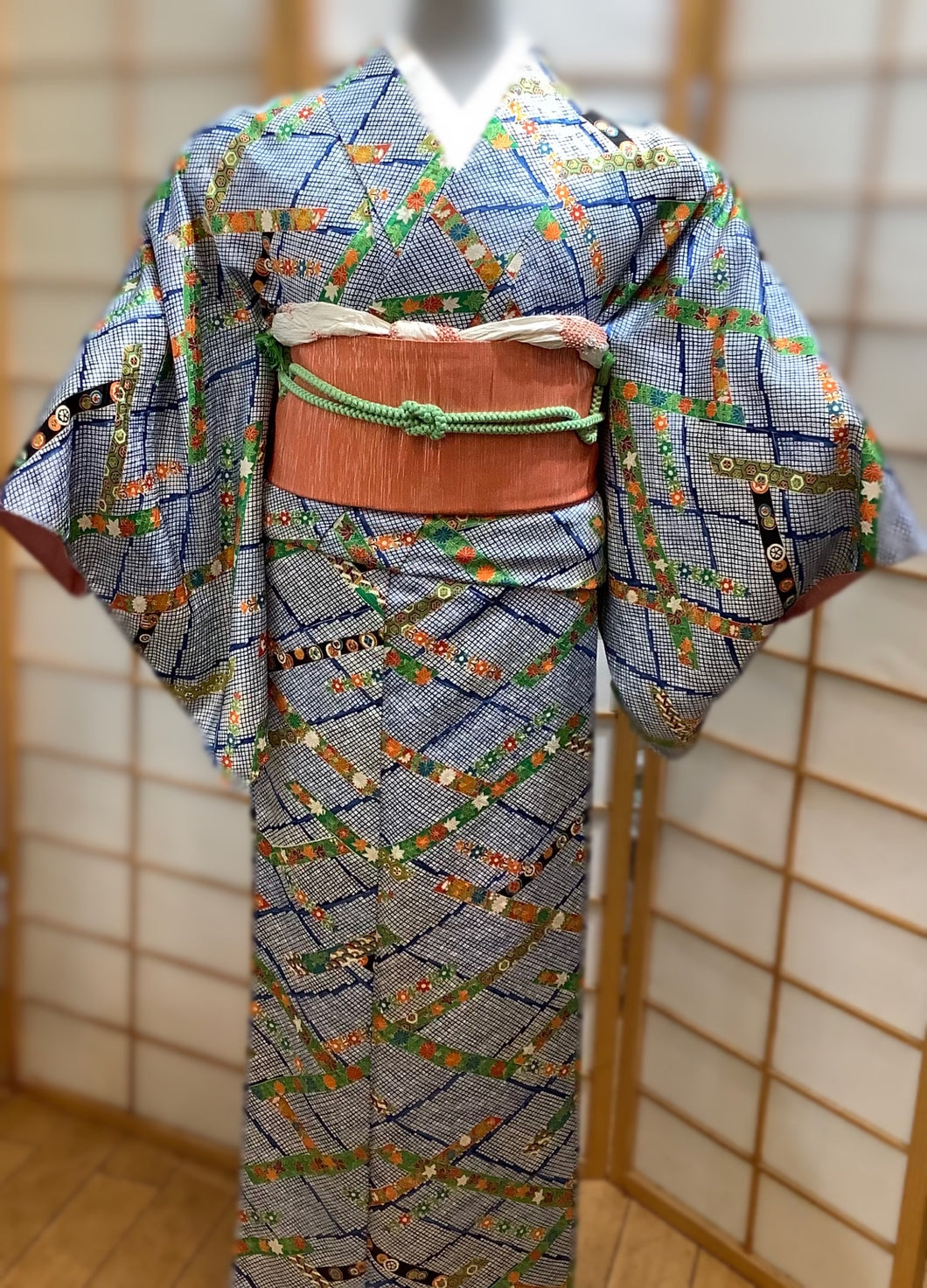 Komon Kimono - Satin Silk Shibori Print