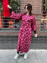 Load image into Gallery viewer, Flannel Kimono Robe - florals
