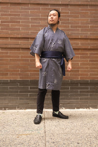 Kimono Robe - navy/white kanji characters on weave pattern
