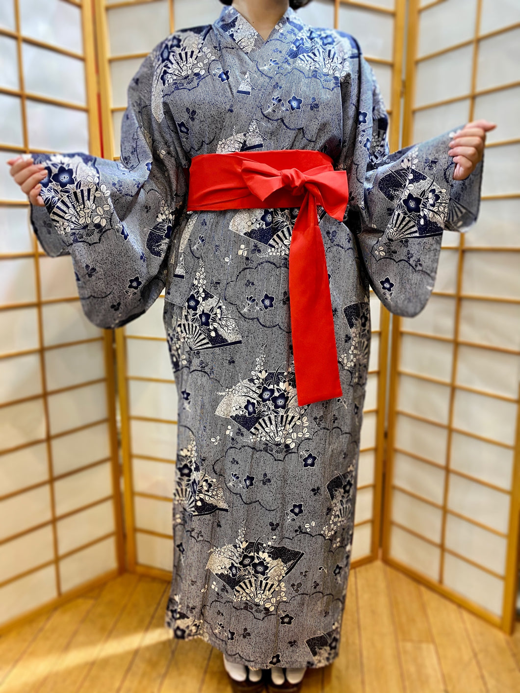Kimono Robe - long - fans & flowers in blue/white